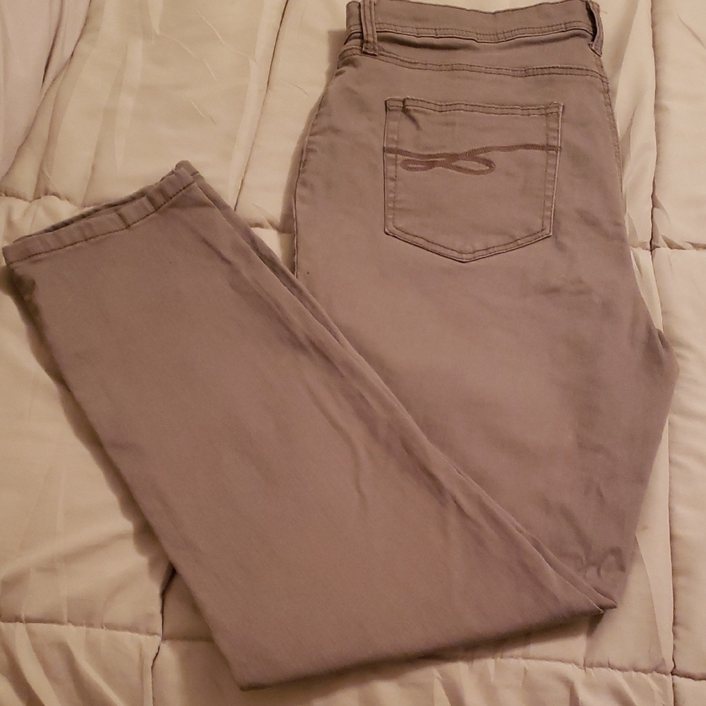 Women's Style & Co by Macy's Jeans Slim Leg Color Taupe Size 14